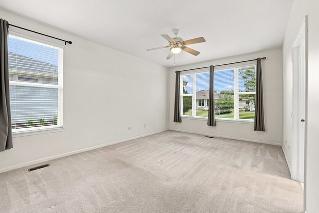 12449 Fox Run Court, Huntley, IL 60142