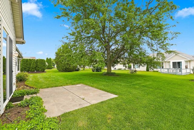 12449 Fox Run Court, Huntley, IL 60142