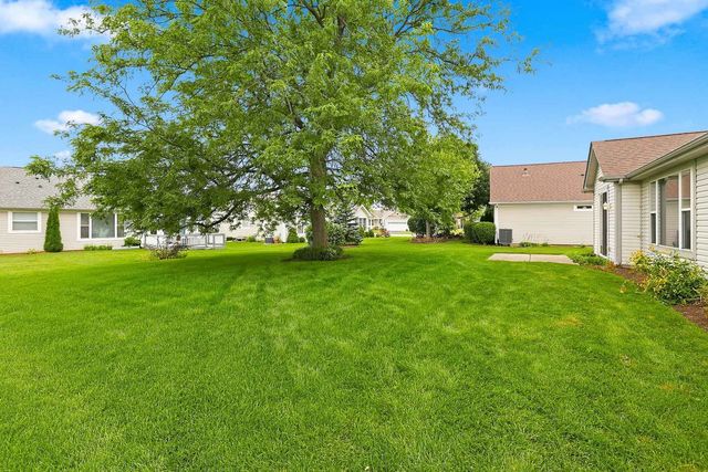 12449 Fox Run Court, Huntley, IL 60142