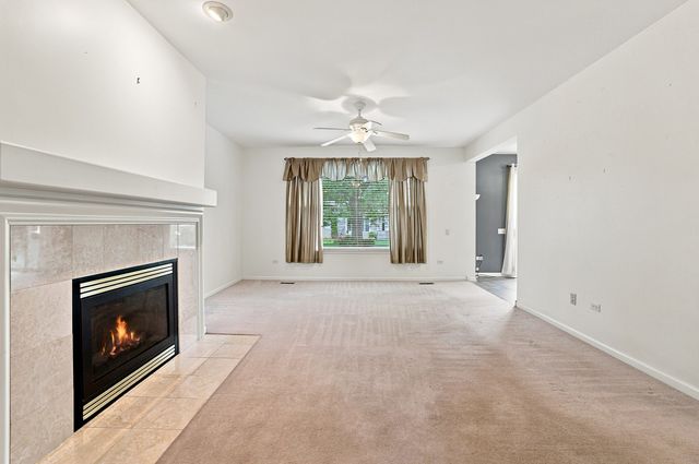 12449 Fox Run Court, Huntley, IL 60142