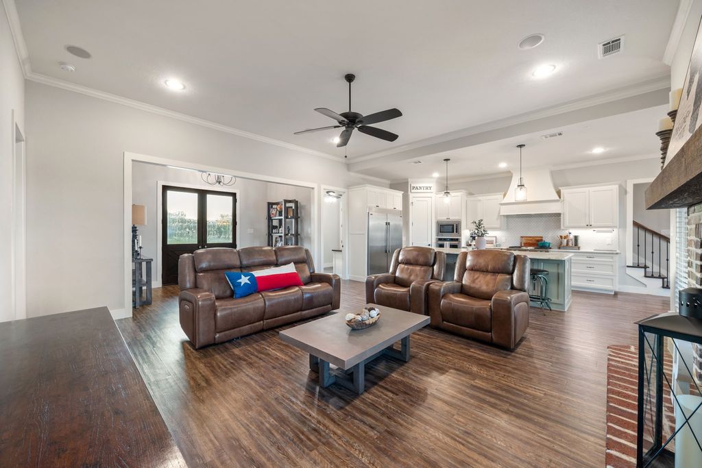 12621 Oak Grove Road S, Burleson, TX 76028 — photo 4