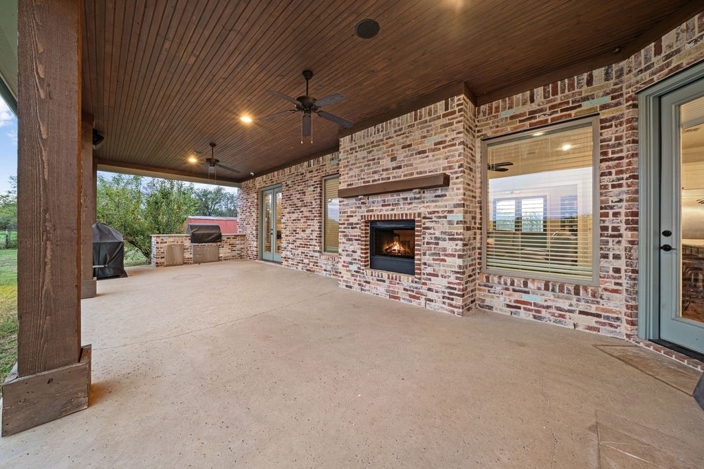 12621 Oak Grove Road S, Burleson, TX 76028 — photo 5