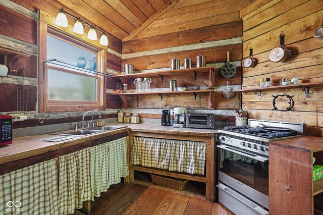 23540 Newton Avenue, Noblesville, IN 46060
