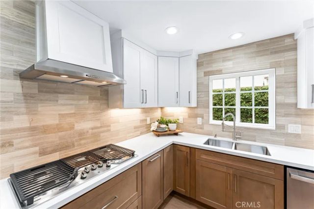 1972 N Fern Street, Orange, CA 92867