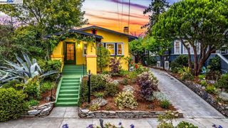 194 John St, Oakland, CA 94611