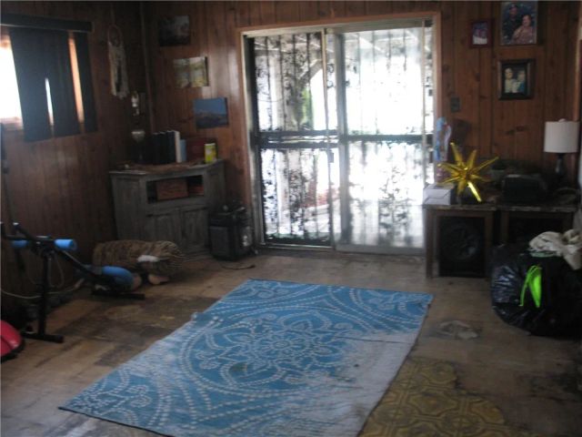 812 N Poinsettia Avenue, Compton, CA 90221