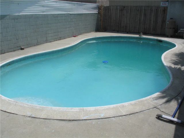 812 N Poinsettia Avenue, Compton, CA 90221