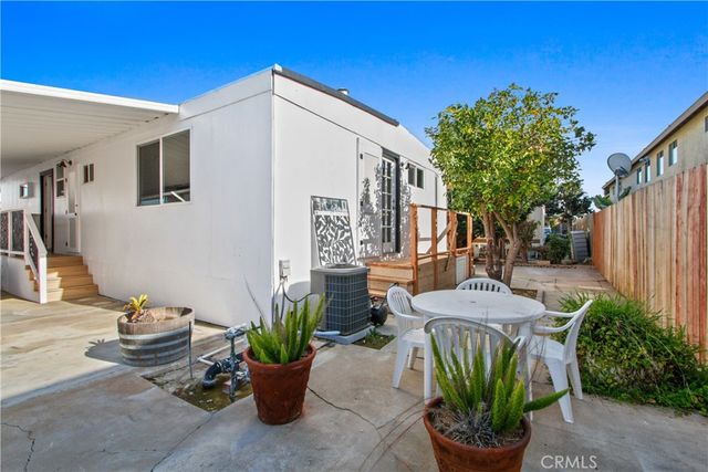 1845 Monrovia Avenue 88, Costa Mesa, CA 92627