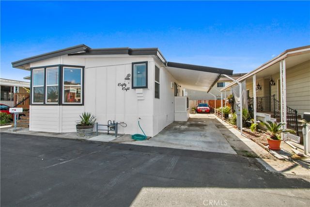 1845 Monrovia Avenue 88, Costa Mesa, CA 92627