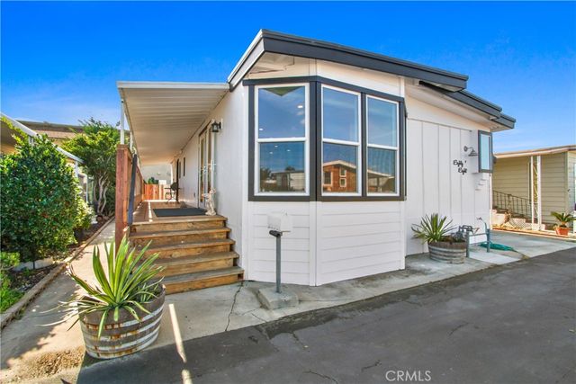 1845 Monrovia Avenue 88, Costa Mesa, CA 92627