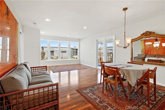 1845 Monrovia Avenue 88, Costa Mesa, CA 92627