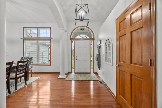 6311 Legends Court, Westerville, OH 43082