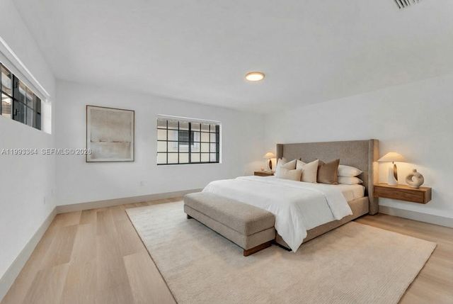 456 SW 20th Rd 458, Miami, FL 33129