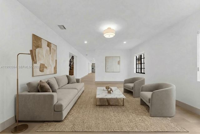 456 SW 20th Rd 458, Miami, FL 33129