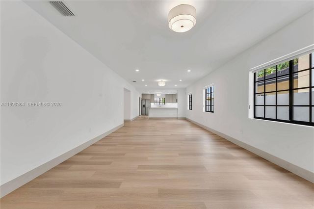 456 SW 20th Rd 458, Miami, FL 33129