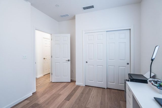 1180 Encore Way W, Madera, CA 93636