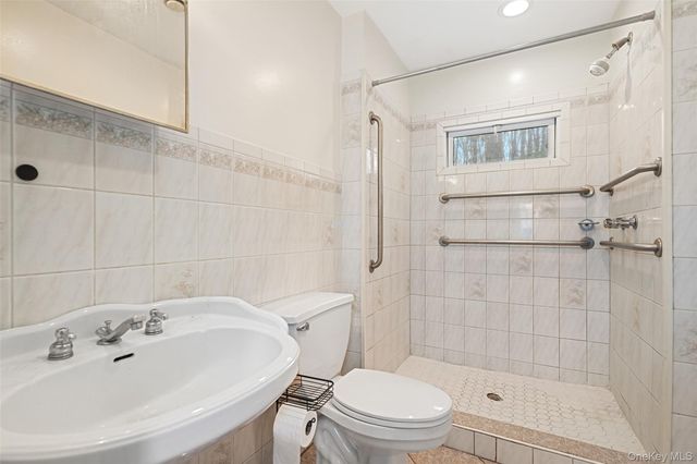 22 Raspberry Lane, Carmel, NY 10512