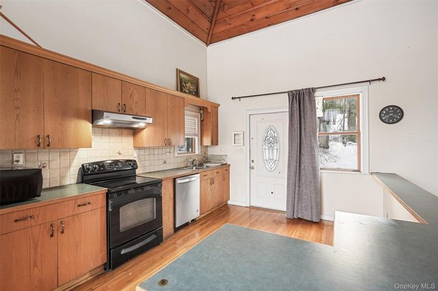 22 Raspberry Lane, Carmel, NY 10512