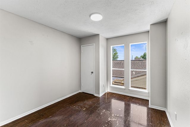 8712 Covent Garden St Street, Houston, TX 77031