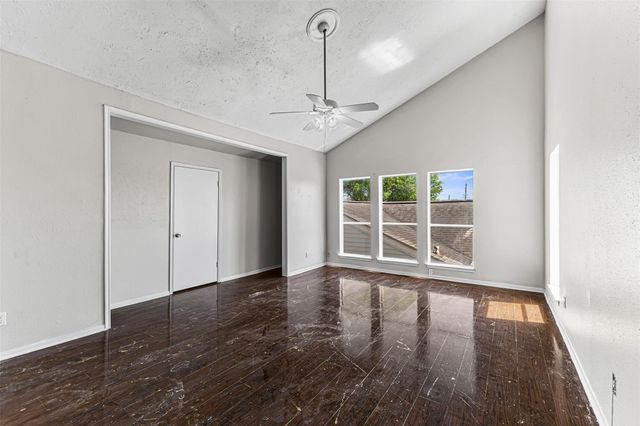 8712 Covent Garden St Street, Houston, TX 77031