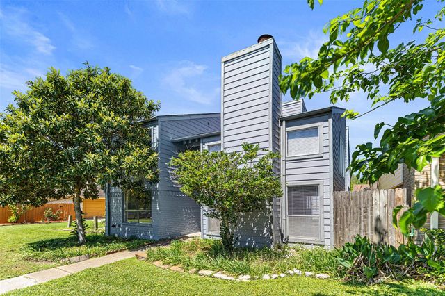 8712 Covent Garden St Street, Houston, TX 77031