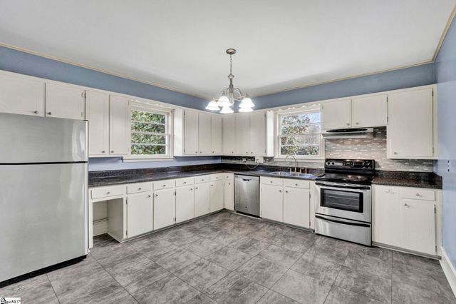 302 Gassaway Street, Central, SC 29630