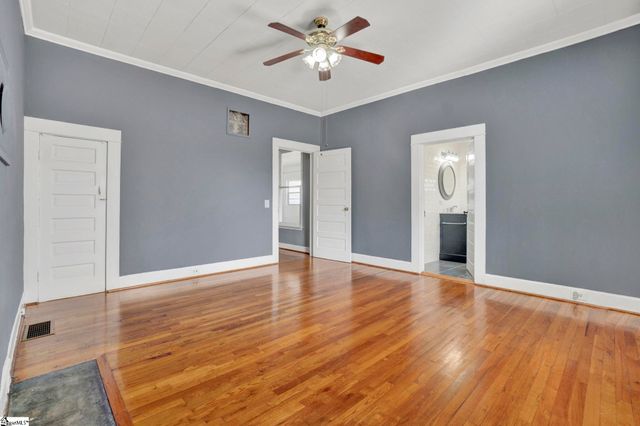 302 Gassaway Street, Central, SC 29630