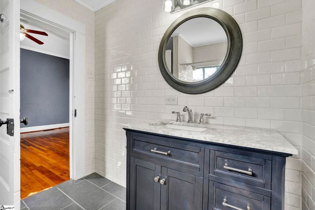 302 Gassaway Street, Central, SC 29630