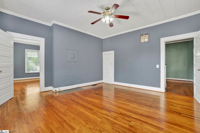 302 Gassaway Street, Central, SC 29630