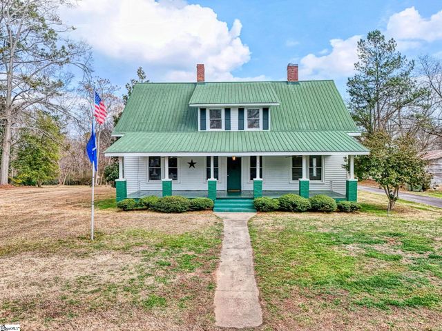 302 Gassaway Street, Central, SC 29630