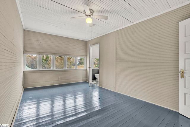 302 Gassaway Street, Central, SC 29630