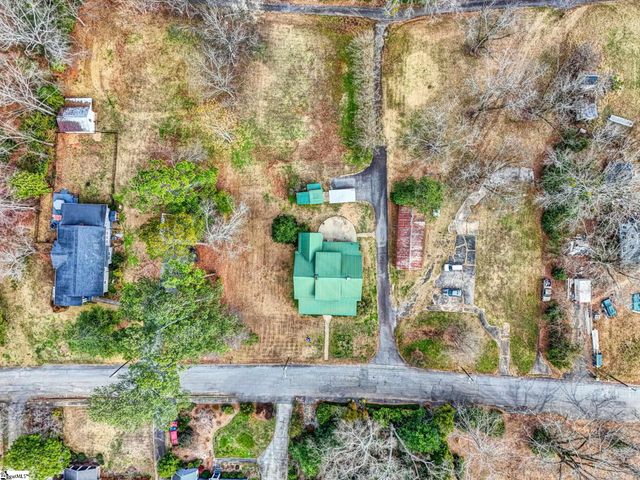 302 Gassaway Street, Central, SC 29630