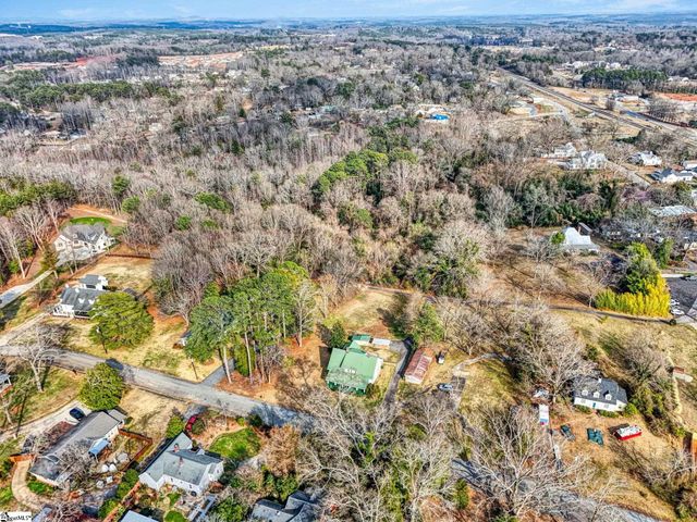 302 Gassaway Street, Central, SC 29630