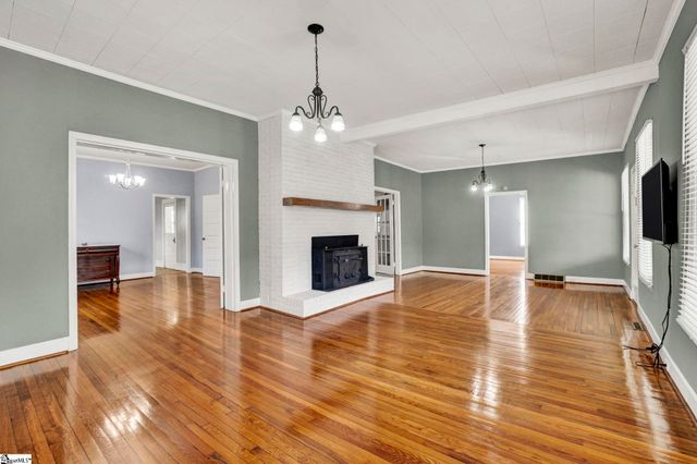 302 Gassaway Street, Central, SC 29630