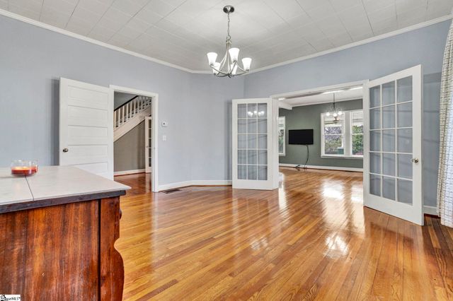 302 Gassaway Street, Central, SC 29630