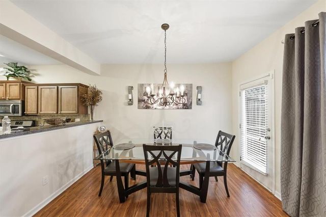 2901 Oshields SW Court 7, Marietta, GA 30060