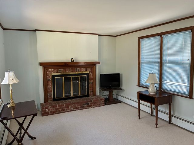 2 Woodcrest Drive, Cumberland, RI 02864