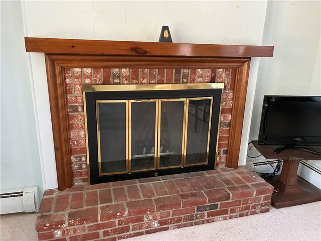 2 Woodcrest Drive, Cumberland, RI 02864