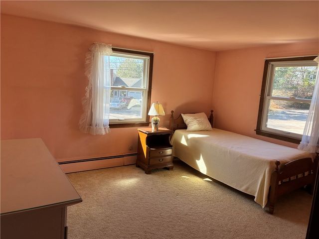 2 Woodcrest Drive, Cumberland, RI 02864