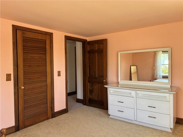 2 Woodcrest Drive, Cumberland, RI 02864