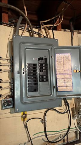 2 Woodcrest Drive, Cumberland, RI 02864