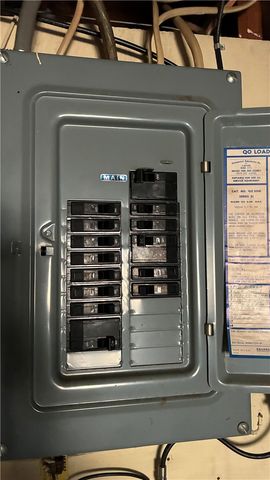 2 Woodcrest Drive, Cumberland, RI 02864