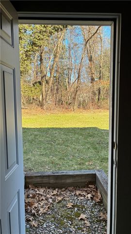 2 Woodcrest Drive, Cumberland, RI 02864