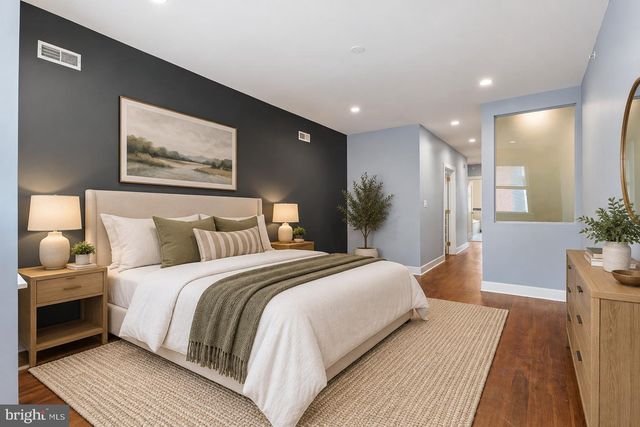 1118 E OXFORD ST, Philadelphia, PA 19125