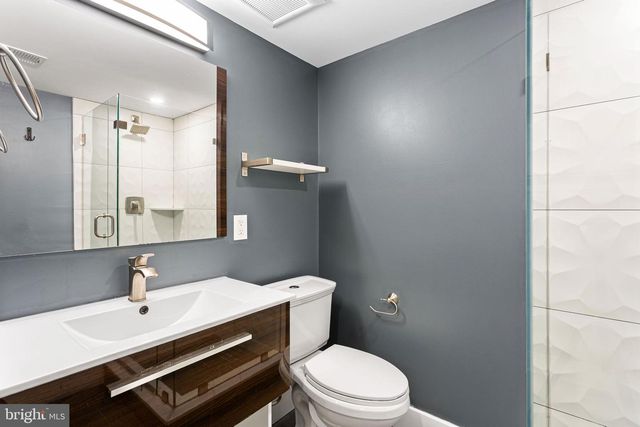 1118 E OXFORD ST, Philadelphia, PA 19125