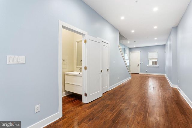 1118 E OXFORD ST, Philadelphia, PA 19125