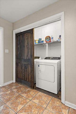 1005 Logansport Street, Nacogdoches, TX 75961