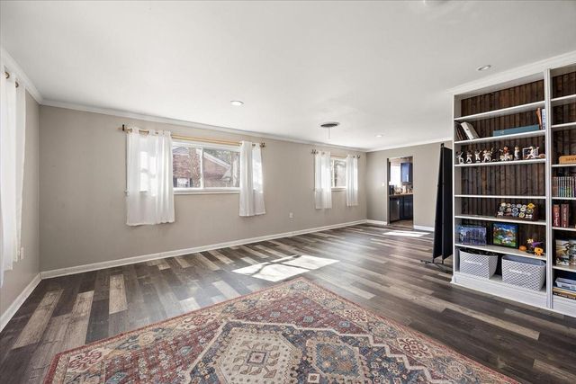 1005 Logansport Street, Nacogdoches, TX 75961