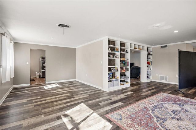 1005 Logansport Street, Nacogdoches, TX 75961