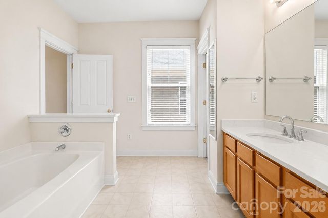 3044 Parker Green Trail, Charlotte, NC 28269